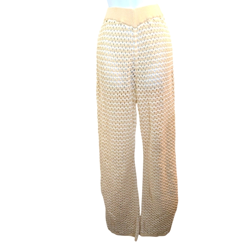 Maniere De Voir Cream Wide Leg Crochet Pants... Size Large